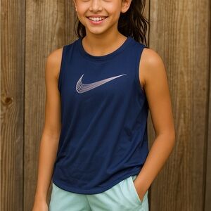 Like NEW Nike Navy Sleeveless Tank